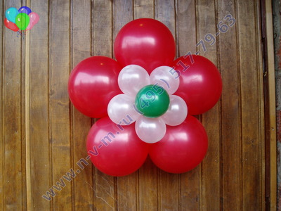 цветок из шаров